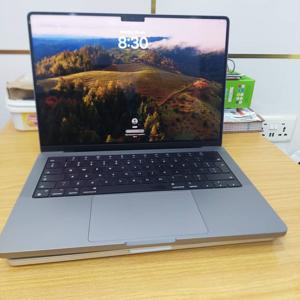 Mac book pro 2023